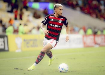 ministerio-da-fazenda-autoriza-patrocinador-master-do-flamengo-a-operar-no-brasil-ate-2030