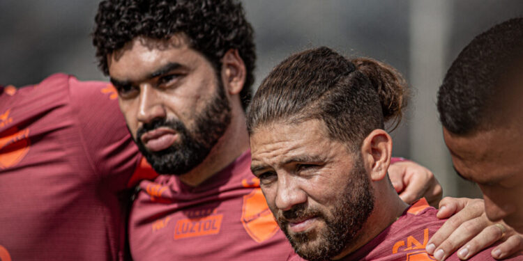 diego-torres-sente-desgaste-e-vira-duvida-para-classico-contra-o-goias