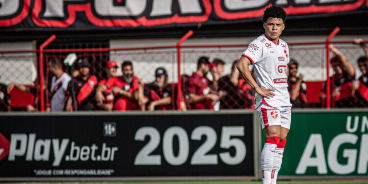 emerson-urso-fica-proximo-de-iniciar-fisioterapia-apos-cirurgia-no-tendao-de-aquiles