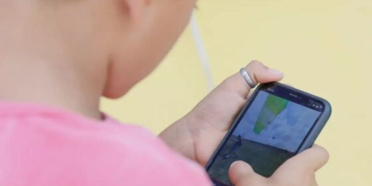 lei-proibe-uso-de-celulares-em-salas-de-aula-da-rede-municipal-de-anapolis