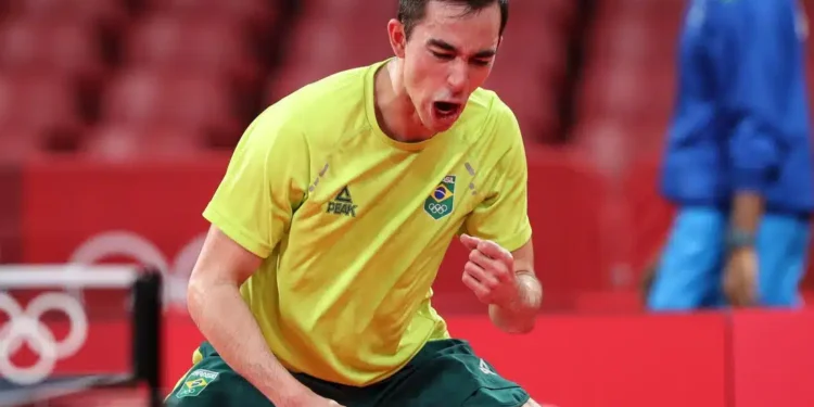 hugo-calderano-faz-historia-e-conquista-copa-do-mundo-de-tenis-de-mesa,-superando-lin-shidong