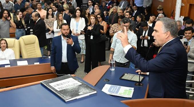 desgaste-politicos-de-mabel-alcancam-mdb,-o-maior-partido-na-camara