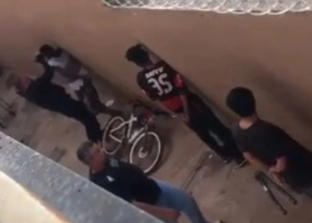 policiais-civis-sao-investigados-por-agredir-jovens-algemados-em-aguas-lindas-de-goias