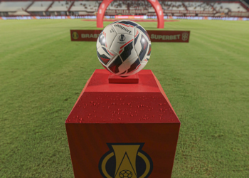 adson-batista-critica-arbitragem-por-gol-anulado-em-empate-do-atletico-go-diante-do-cuiaba