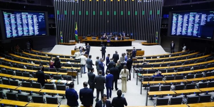 motta-escanteia-anistia-por-foco-em-outras-pautas