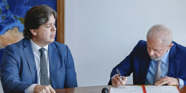 presidente-da-telebras-e-o-novo-ministro-das-comunicacoes