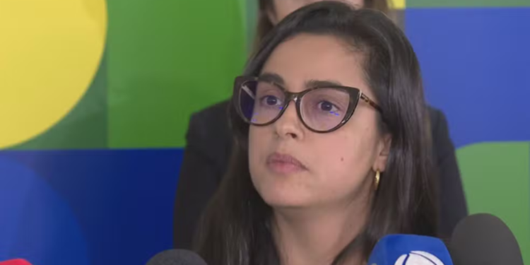 governo-avalia-efetivar-debora-floriano-na-presidencia-do-inss