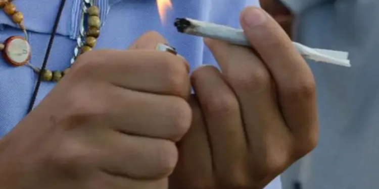 vereador-propoe-multa-de-ate-r$-1-mil-por-uso-de-drogas-em-locais-publicos-de-goiania