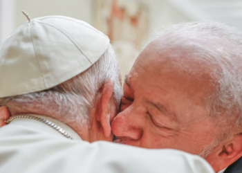 lula-desembarca-em-roma-para-funeral-do-papa-francisco