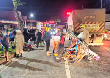 grave-acidente-deixa-um-morto-e-uma-jovem-gravemente-ferida-em-goiania