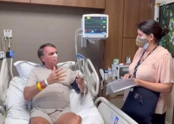 cfm-emite-norma-sobre-acesso-a-utis-apos-intimacao-de-bolsonaro-em-hospital