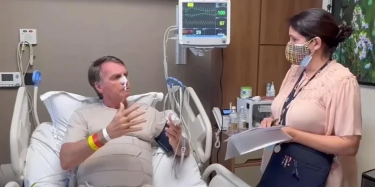 cfm-emite-norma-sobre-acesso-a-utis-apos-intimacao-de-bolsonaro-em-hospital