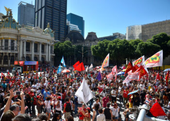 escala-6×1-e-alvo-de-criticas-no-dia-do-trabalhador