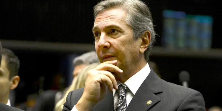 stf-concede-prisao-domiciliar-a-collor-com-tornozeleira-e-restricoes