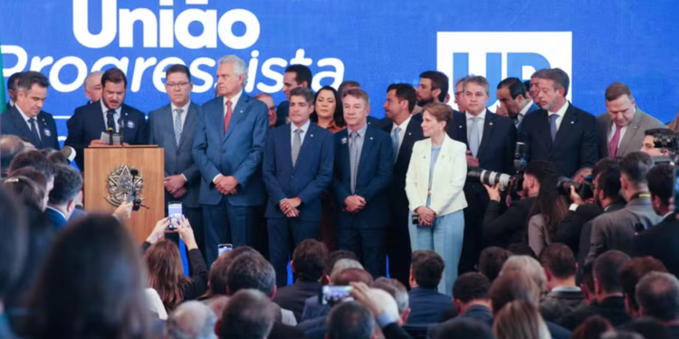 federacao-uniao-brasil/pp-pode-desembarcar-do-governo-lula