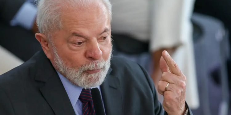 com-popularidade-em-xeque,-lula-aposta-em-pautas-com-apelo-popular-para-2026