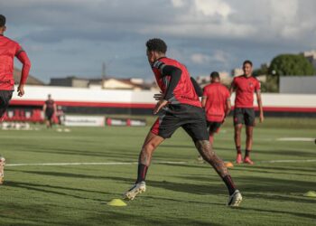 atletico-go-x-novo-horizontino:-confira-horario,-escalacoes-e-onde-assistir-o-duelo-da-serie-b