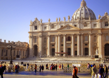 conclave-comeca-quarta-feira-(7);-todos-os-133-cardeais-eleitores-ja-estao-em-roma