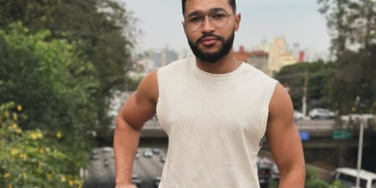 bombeiros-seguem-buscas-por-jovem-desaparecido-no-mar-de-ipanema-apos-show-de-lady-gaga