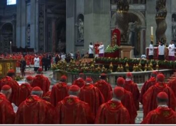conclave:-o-que-e,-como-funciona-e-o-que-significam-as-fumacas-na-escolha-do-novo-papa