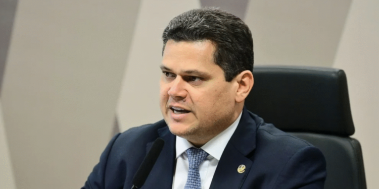 aumento-do-numero-de-deputados-sera-pautado-no-senado-apos-retorno-de-alcolumbre