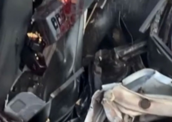 imagens-revelam-destruicao-apos-acidente-com-dois-caminhoes-na-br-153