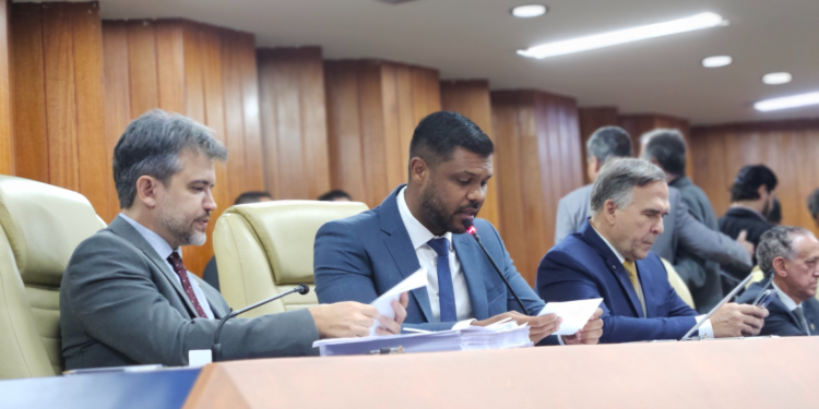 camara-quer-nova-roupagem-as-emendas-com-projeto-que-regulamenta-repasses