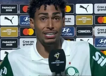 palmeiras-denuncia-atos-racistas-de-torcedores-do-cerro-porteno-e-cobra-providencias