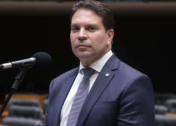 moraes-e-zanin-votam-para-que-ramagem-continue-reu-por-golpe-de-estado