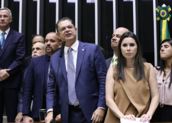 com-anistia-enfraquecida,-bancada-do-pl-articula-pautas-alternativas