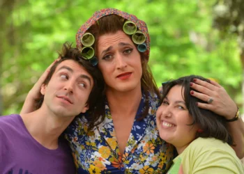 goias-domina-coritiba,-vence-e-se-isola-na-lideranca-da-serie-b