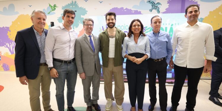 dj-alok-e-gracinha-caiado-visitam-obras-do-hospital-cora,-que-esta-82%-concluido