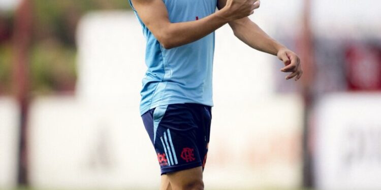 gremio-entra-na-briga-por-matheus-goncalves,-mas-descarta-compra-em-definitivo