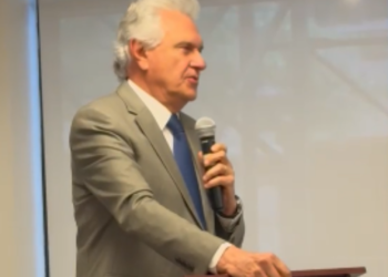 nos-eua,-caiado-destaca-capacidade-produtiva-do-brasil