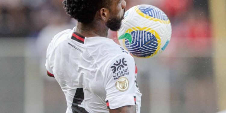 guilherme-romao-pode-ter-situacao-modificada-apos-tencati-deixar-o-atletico-go