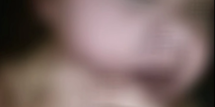 mulher-e-investigada-por-agredir-filha-de-4-anos-para-forcar-advogado-a-deixar-a-esposa