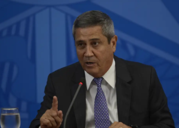 pgr-defende-manutencao-de-braga-netto-em-prisao-preventiva