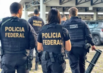 concurso-da-policia-federal-oferece-mil-vagas-com-salarios-de-ate-r$-26,8-mil