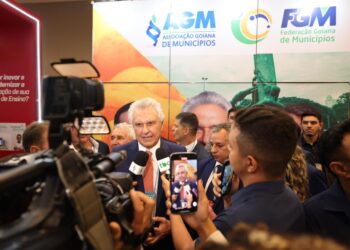 caiado-defende-autonomia-dos-prefeitos-e-ataca-pec-da-seguranca