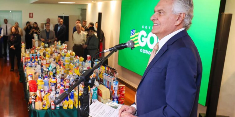 governo-de-goias-recebe-doacao-de-60-mil-litros-de-leite-para-entidades-sociais