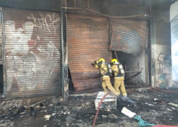 incendio-atinge-ginasio-de-esportes-no-setor-campinas