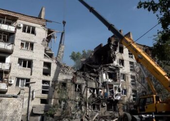 russia-lanca-ataque-aereo-recorde-na-ucrania-apos-troca-de-prisioneiros