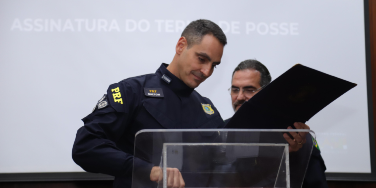novo-superintendente-da-prf-em-goias-toma-posse-com-promessa-de-integracao-total