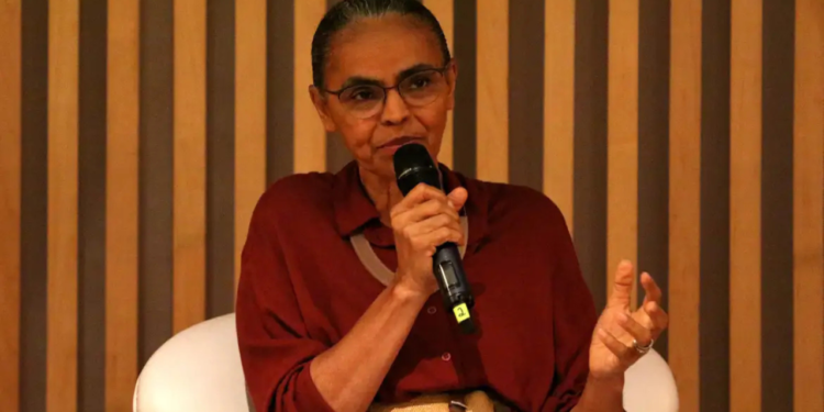 “nao-vou-me-encolher”,-diz-marina-silva-sobre-ataques-no-senado