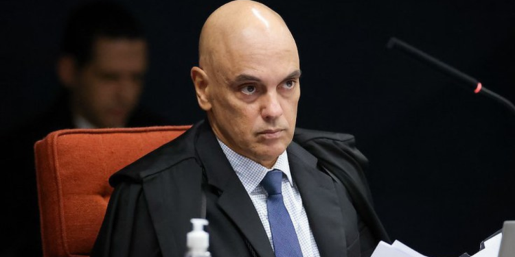 apos-eua-anunciar-restricao-de-vistos,-moraes-e-citado-por-ex-assessor-de-trump