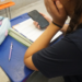 mesmo-com-proibicao,-54%-dos-alunos-ainda-usam-celular-em-sala-de-aula