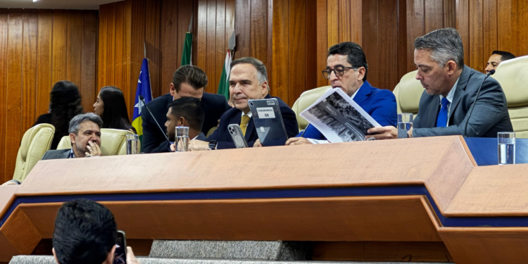 mabel-presta-contas-a-camara-e-oposicao-aponta-contradicoes