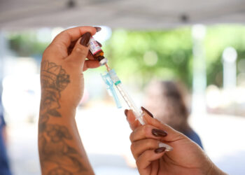 aparecida-realiza-novo-dia-d-de-vacinacao-contra-gripe-neste-sabado-(7)