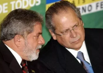 20-anos-do-mensalao:-pt-perdeu-apoio-e-virou-simbolo-da-corrupcao,-diz-analista