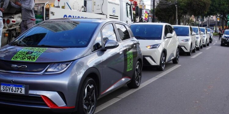 carros-eletricos-ganham-espaco-entre-motoristas-de-aplicativo-em-goias